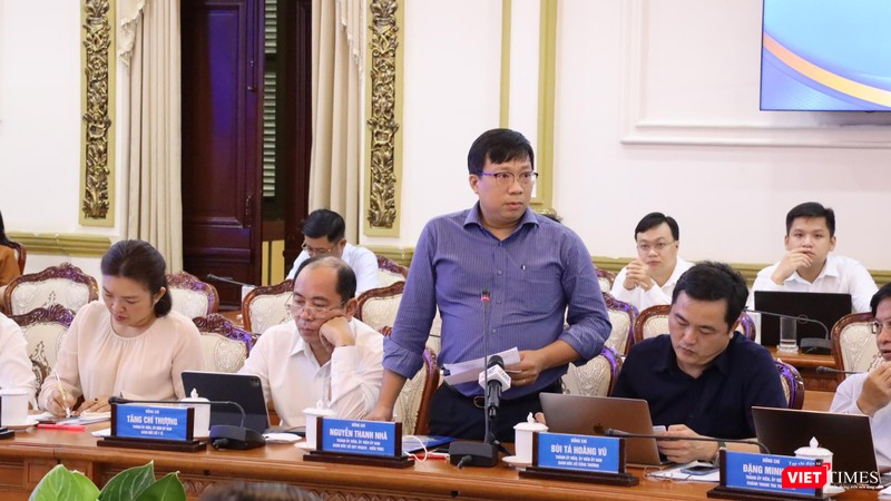 Ông Nguyễn Thanh Nhã - Giám đốc Sở Quy hoạch kiến trúc TP.HCM - phát biểu tại cuộc họp sáng nay, 4/8 Ông Nguyễn Thanh Nhã - Giám đốc Sở Quy hoạch kiến trúc TP.HCM - phát biểu tại cuộc họp sáng nay, 4/8