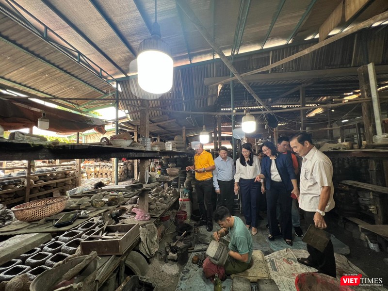 Ngành Du lịch TP.HCM cùng các ngành chức năng tham gia chuyến khảo sát, thăm làng nghề đúc đồng truyền thống An Hội Ngành Du lịch TP.HCM cùng các ngành chức năng tham gia chuyến khảo sát, thăm làng nghề đúc đồng truyền thống An Hội