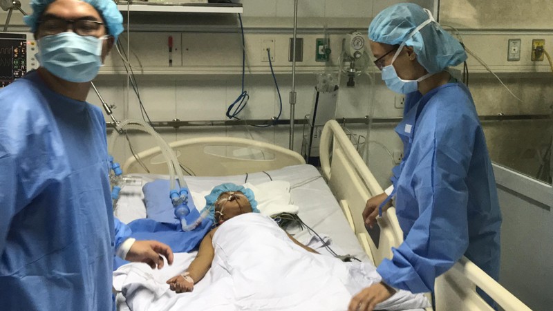 Bệnh nhi được ghép gan chia đang điều trị tại Bệnh viện Việt Đức