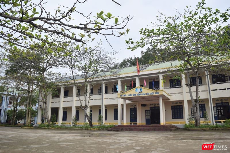 Một dãy nhà học của Trường THPT Tiên Yên Một dãy nhà học của Trường THPT Tiên Yên