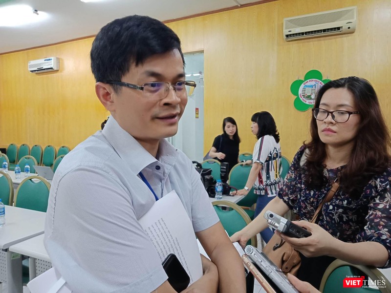 Bác sĩ Lê Công Thiện - Trưởng phòng Điều trị tâm thần nhi, Viện Sức khỏe tâm thần trao đổi với báo chí Bác sĩ Lê Công Thiện - Trưởng phòng Điều trị tâm thần nhi, Viện Sức khỏe tâm thần trao đổi với báo chí