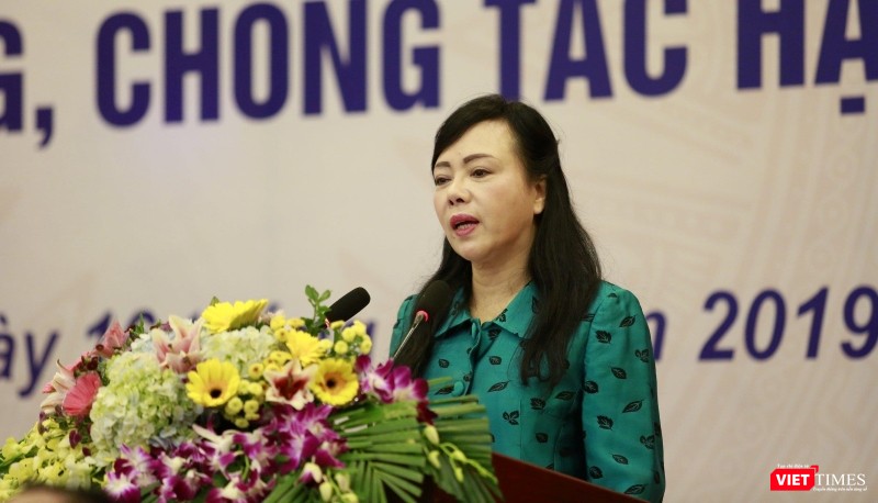 Bộ trưởng Bộ Y tế Nguyễn Thị Kim Tiến phát biểu tại hội nghị (Ảnh: Chí Hiếu) Bộ trưởng Bộ Y tế Nguyễn Thị Kim Tiến phát biểu tại hội nghị (Ảnh: Chí Hiếu)