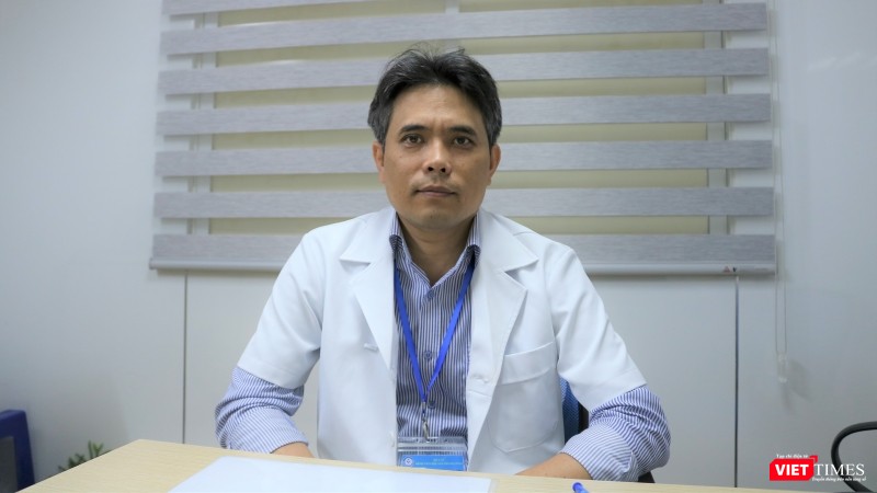 PGS.TS. Hồ Sỹ Hùng - chuyên gia trong lĩnh vực vô sinh hiếm muộn. PGS.TS. Hồ Sỹ Hùng - chuyên gia trong lĩnh vực vô sinh hiếm muộn.