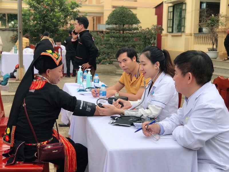 Trong trường hợp phát hiện các bệnh nặng, người dân sẽ được tư vấn thực hiện các xét nghiệm chuyên sâu (Ảnh BVCC). Trong trường hợp phát hiện các bệnh nặng, người dân sẽ được tư vấn thực hiện các xét nghiệm chuyên sâu (Ảnh BVCC).