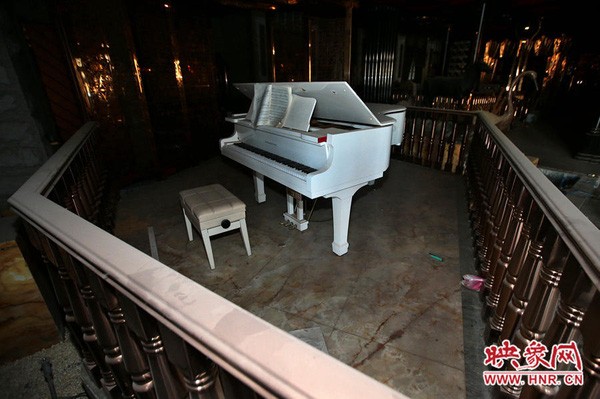 Choáng ngợp trước nội thất xa hoa của chốn ăn chơi khét tiếng Trung Quốc ảnh 25