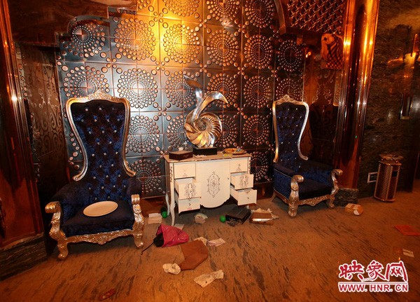 Choáng ngợp trước nội thất xa hoa của chốn ăn chơi khét tiếng Trung Quốc ảnh 24