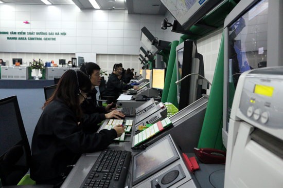 Cảnh sát giao thông đón Tết trên… trời ảnh 3