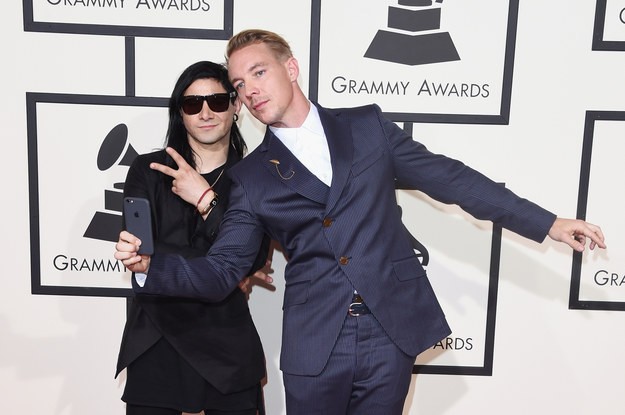 23 “mỹ nam” mặc đẹp nhất trên thảm đỏ Grammy 2016 ảnh 23 23 “mỹ nam” mặc đẹp nhất trên thảm đỏ Grammy 2016 ảnh 23