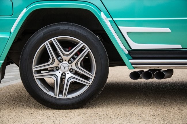 Siêu xe “chào thua” trước sức nóng của người đẹp ảnh 11