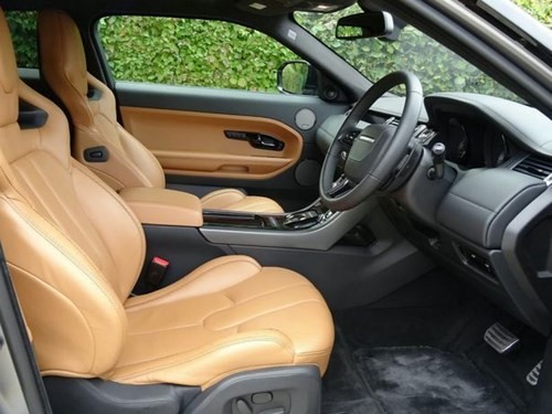 Victoria Beckham cắn răng bán xe 'cắt lỗ' gần 800 triệu đồng - ảnh 2