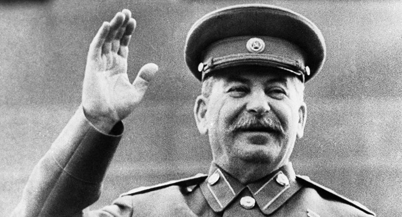 Lộ diện cháu trai ngoài giá thú của Stalin