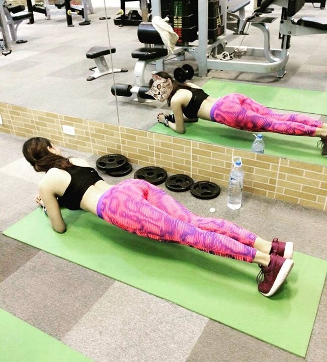 6 mỹ nhân Việt đốt mắt tại phòng gym ảnh 22 6 mỹ nhân Việt đốt mắt tại phòng gym ảnh 22