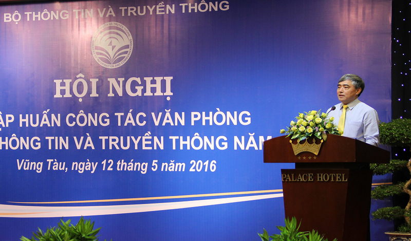 Thứ trưởng Nguyễn Minh Hồng: Văn phòng là nơi tập trung và cần phải có những con người chủ động, sáng tạo, biết hy sinh thời gian của cá nhân cho đơn vị.