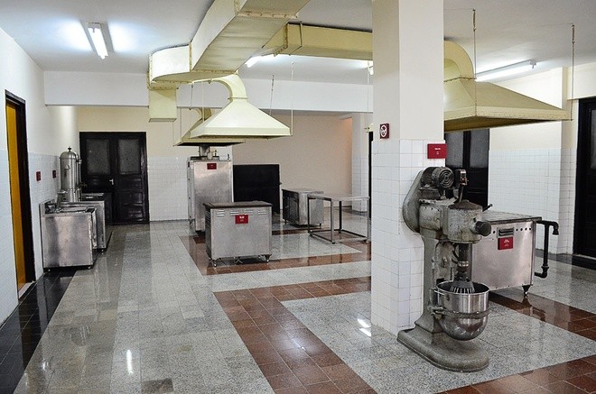 Hệ thống hầm bọc thép chống bom dưới dinh Độc Lập ảnh 9 Hệ thống hầm bọc thép chống bom dưới dinh Độc Lập ảnh 9