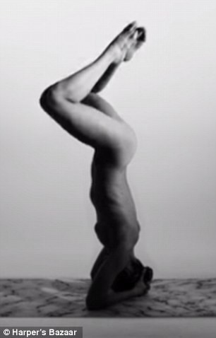 Video: Yoga khoả thân nghệ thuật hút hồn người xem ảnh 3 Video: Yoga khoả thân nghệ thuật hút hồn người xem ảnh 3