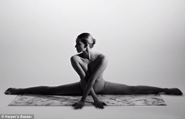 Video: Yoga khoả thân nghệ thuật hút hồn người xem ảnh 11 Video: Yoga khoả thân nghệ thuật hút hồn người xem ảnh 11