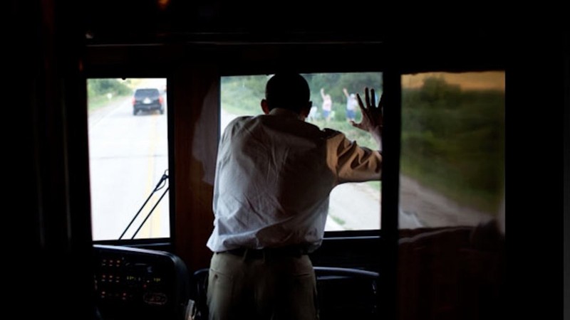 Video: Cận cảnh xe buýt bọc thép của Tổng thống Obama ảnh 10 Video: Cận cảnh xe buýt bọc thép của Tổng thống Obama ảnh 10