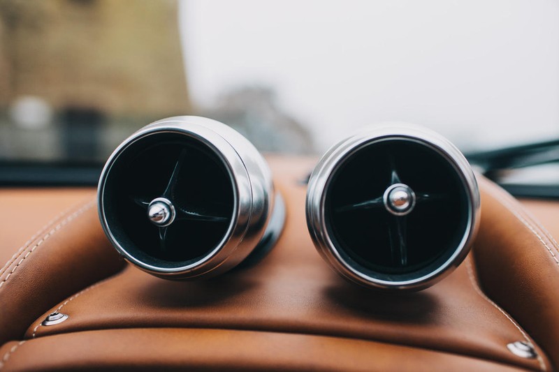 Mãn nhãn nội thất Pagani Huayra giá 78 tỷ đồng ảnh 20 Mãn nhãn nội thất Pagani Huayra giá 78 tỷ đồng ảnh 20