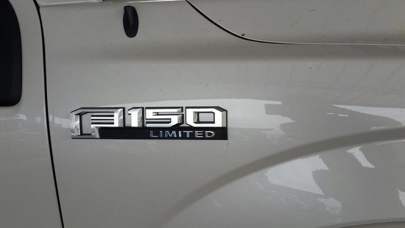 Xe bán tải hạng sang Ford F-150 Limited 2016 giá 1,4 tỷ đồng ảnh 2 Xe bán tải hạng sang Ford F-150 Limited 2016 giá 1,4 tỷ đồng ảnh 2