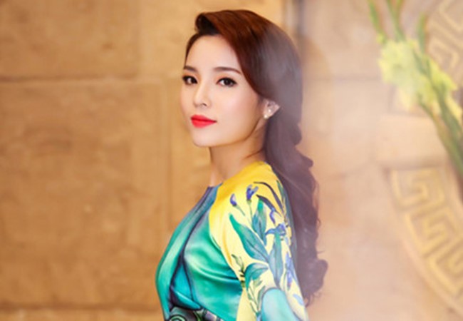 Video: Hoa hậu Kỳ Duyên thuê luật sư bảo vệ danh dự sau scandal hút thuốc Hoa hậu Kỳ Duyên.