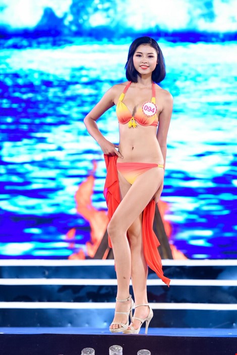 Mãn nhãn màn trình diễn bikini của 18 nhan sắc phía Bắc vào CK HHVN 2016 ảnh 28 Mãn nhãn màn trình diễn bikini của 18 nhan sắc phía Bắc vào CK HHVN 2016 ảnh 28