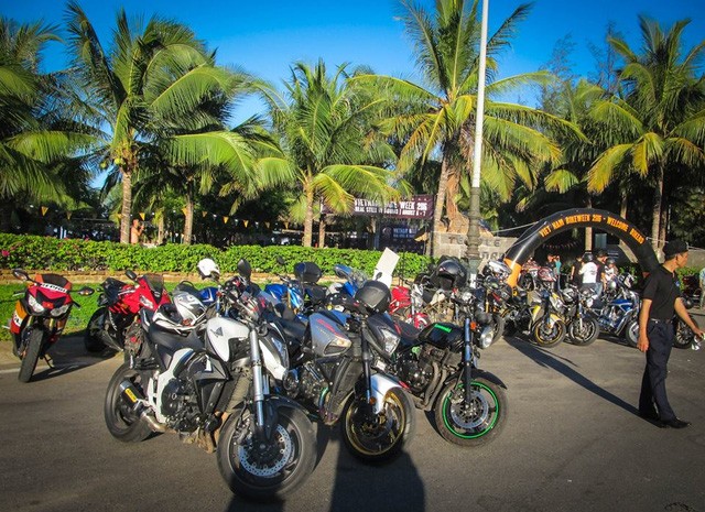 "Á khẩu" với dàn motor siêu khủng tại Vietnam Bike Week ảnh 11 "Á khẩu" với dàn motor siêu khủng tại Vietnam Bike Week ảnh 11