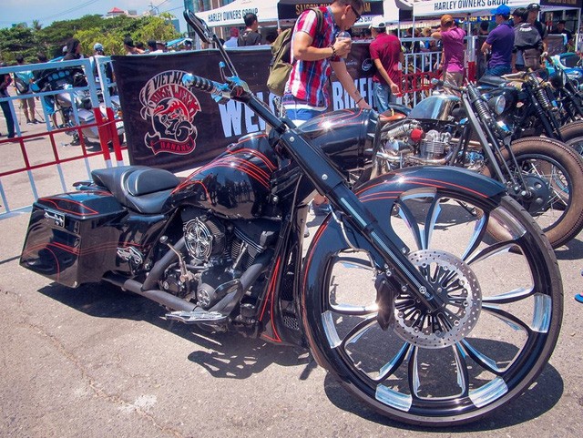 "Á khẩu" với dàn motor siêu khủng tại Vietnam Bike Week ảnh 7 "Á khẩu" với dàn motor siêu khủng tại Vietnam Bike Week ảnh 7