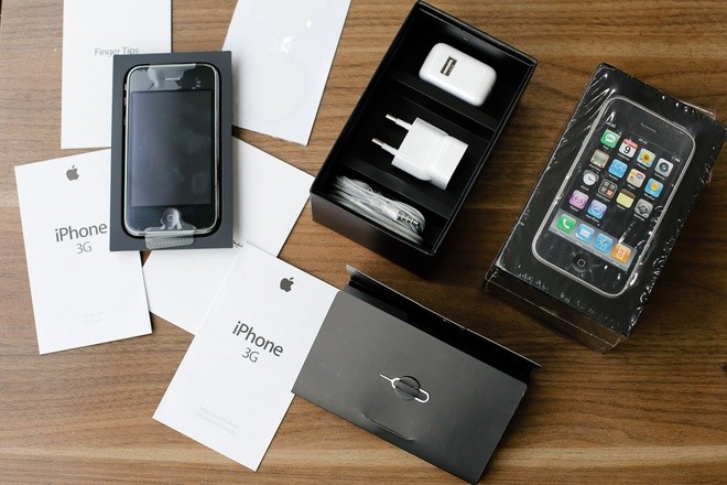 Cận cảnh iPhone 3G hàng hiếm giá 50 triệu đồng ở Việt Nam ảnh 4