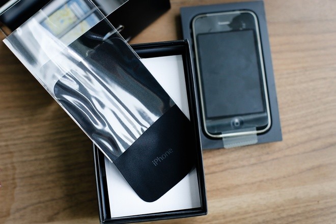 Cận cảnh iPhone 3G hàng hiếm giá 50 triệu đồng ở Việt Nam ảnh 6
