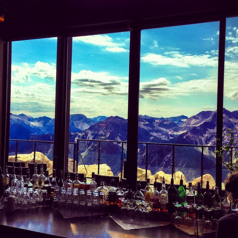 Top 23 nhà hàng có "view" đẹp nhất thế giới ảnh 4