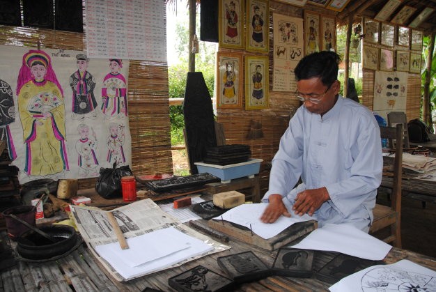 Làng Sình chuẩn bị sản phẩm cho Festival Nghề truyền thống Huế. Ảnh: Thuathienhue.gov.vn.