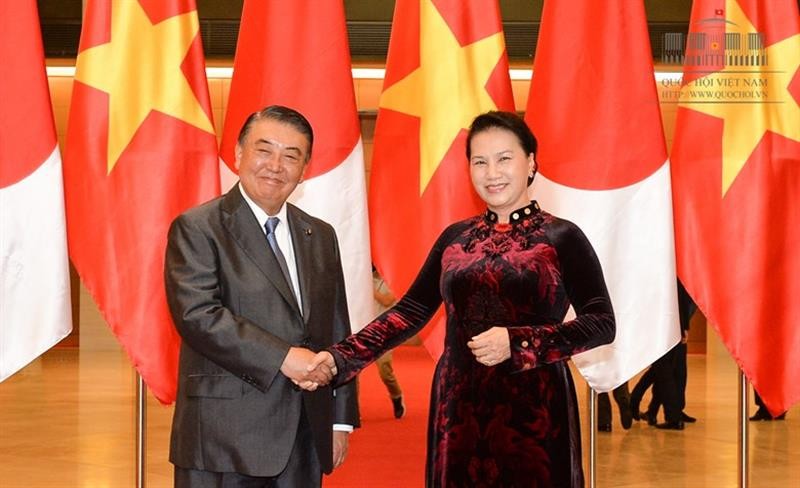 Chủ tịch Quốc hội Nguyễn Thị Kim Ngân đón Chủ tịch Hạ viện Nhật Bản Oshima Tadamori