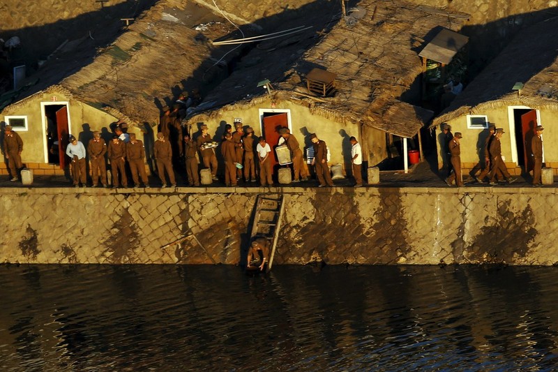 Choáng ngợp trước những công trình hoành tráng của Triều Tiên ảnh 12