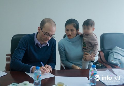 Vợ chồng thầy giáo Tây mong được thắp hương Đại tướng Võ Nguyên Giáp ảnh 3