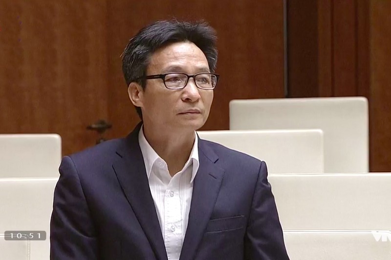 Phó Thủ tướng Vũ Đức Đam trả lời tại phiên chất vấn của Quốc hội.