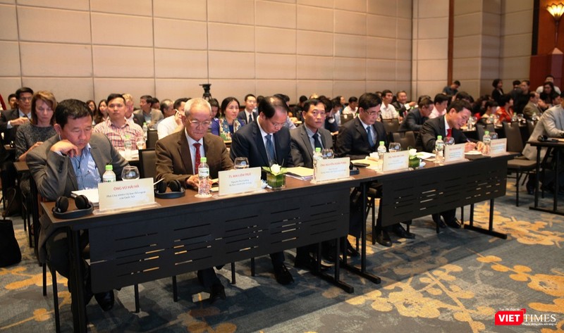 Các chuyên gia còn cho rằng, Việt Nam cần thúc đẩy sự phát triển của các doanh nghiệp khởi nghiệp thông qua các chính sách hỗ trợ về đổi mới sáng tạo và bảo vệ quyền sở hữu trí tuệ.