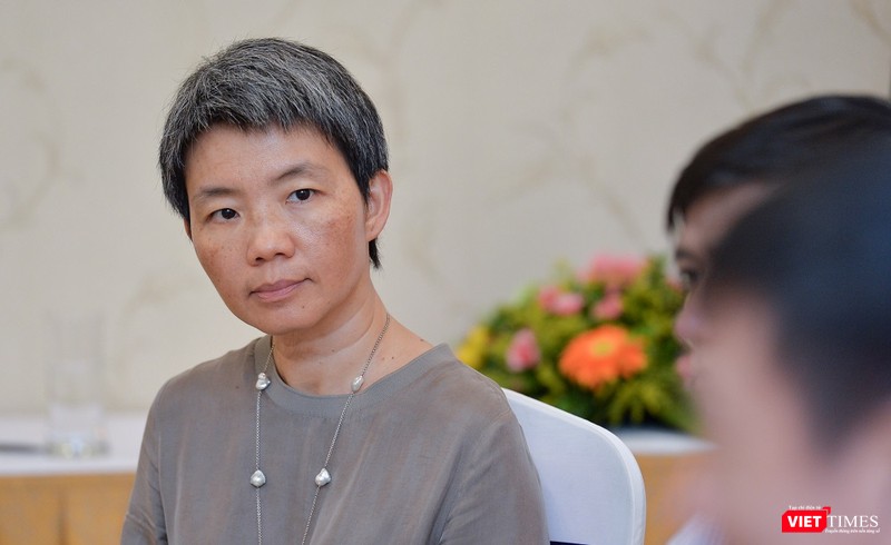 Bà Lê Kim Dung – Giám đốc Tổ chức Care quốc tế tại Việt Nam Bà Lê Kim Dung – Giám đốc Tổ chức Care quốc tế tại Việt Nam