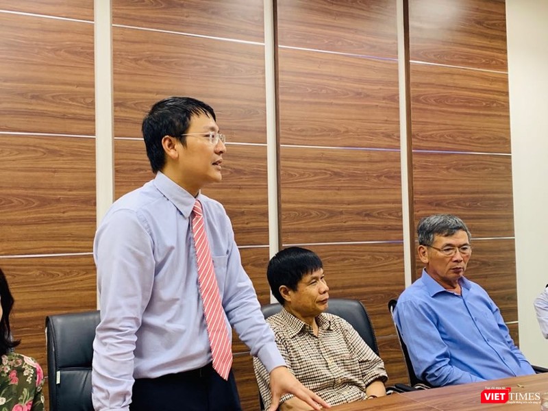 Ông Võ KIêm Văn -- Phó Tổng thư ký VDCA biểu dương sự phát triển của VietTimes. Ông cho biết, VietTimes.vn đã trở thành tờ báo thuộc nhóm được quan tâm hàng đầu của cơ quan quản lý ngành Thông tin và Truyền thông.