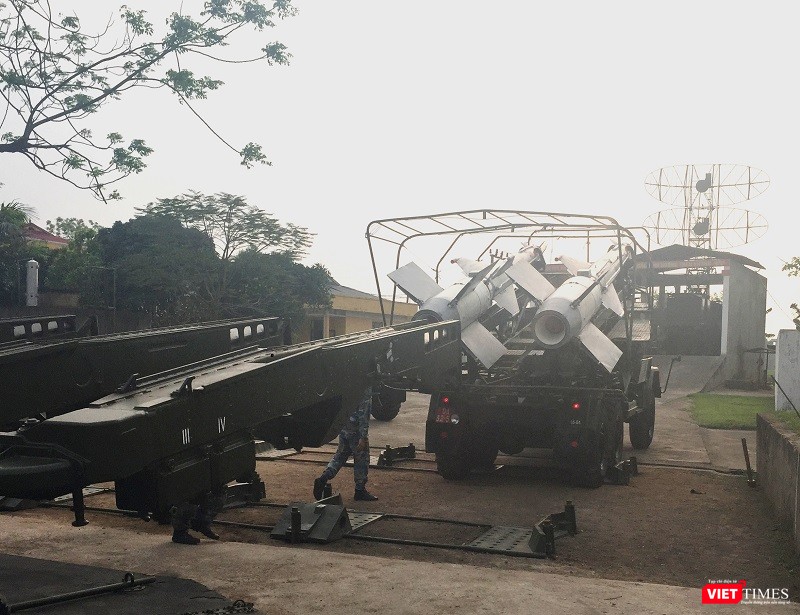 Ngày 27/5/1967, Đại đội 11 của Tiểu đoàn 7 đã bắn rơi tại chỗ 1 chiếc máy bay A4-D của không quân Mỹ trên bầu trời Hà Tĩnh. Đây là chiến công đầu tiên của trung đoàn.