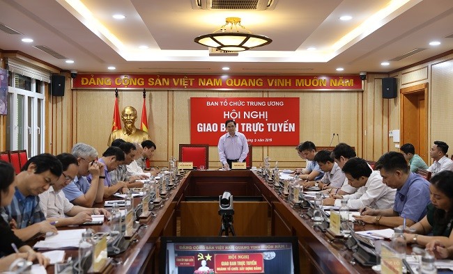 Ông Phạm Minh Chính phát biểu tại hội nghị. Hiện trường vụ án và một số tang vật bị thu giữ.