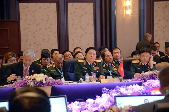 Bộ trưởng Bộ QUốc phòng Ngô Xuân Lịch tại Hội nghị ADMM-13. Ảnh: Bộ Quốc phòng, Bộ trưởng Ngô Xuân Lịch tại Hội nghị ADMM-13.