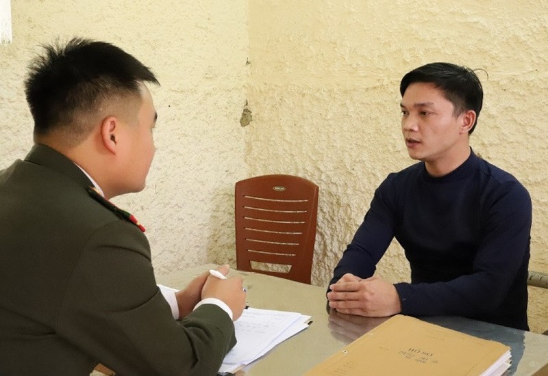 Bị can Trần Đình Trường tại cơ quan công an Ảnh: CA Hà Tĩnh Bị can Trần Đình Trường tại cơ quan công an Ảnh: CA Hà Tĩnh