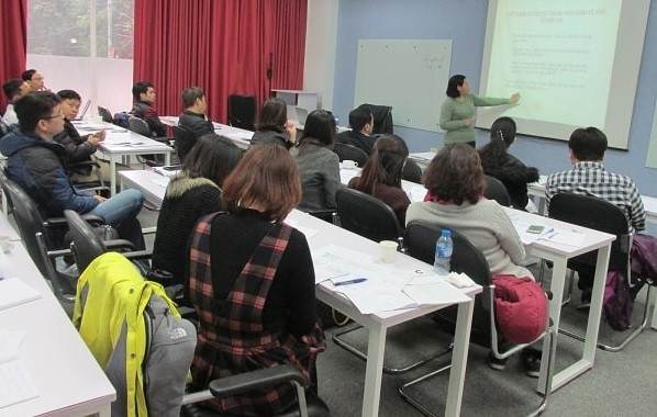 Một số chương trình đào tạo dành cho cán bộ lãnh đạo quản lý quá dày đặc và không tránh khỏi chồng chéo. Ảnh minh họa: VGP Một số chương trình đào tạo dành cho cán bộ lãnh đạo quản lý quá dày đặc và không tránh khỏi chồng chéo. Ảnh minh họa: VGP