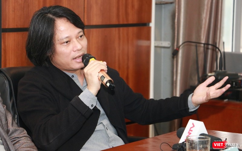 BS. Trần Văn Phúc – Bệnh viện Đa khoa Xanh Pôn. Ảnh: Đăng Khoa.