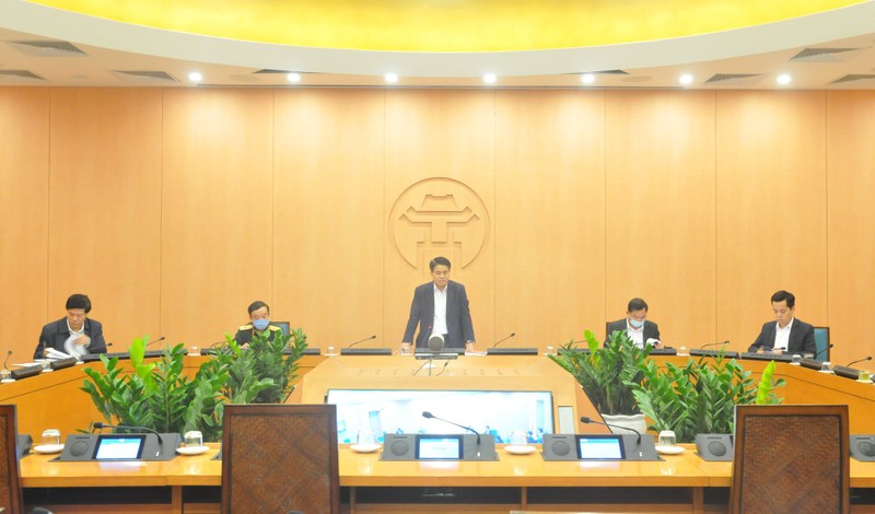 Chủ tịch UBND thành phố Nguyễn Đức Chung chủ trì cuộc họp