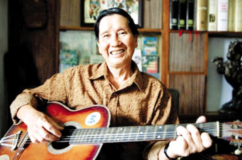 Nhạc sĩ Phạm Tuyên cho biết đã viết rất nhanh ca khúc "Như có Bác trong ngày vui đại thắng", chỉ vỏn vẹn trong 3 giờ đồng hồ. Ảnh: Hội Âm nhạc Hà Nội. Nhạc sĩ Phạm Tuyên cho biết đã viết rất nhanh ca khúc "Như có Bác trong ngày vui đại thắng", chỉ vỏn vẹn trong 3 giờ đồng hồ. Ảnh: Hội Âm nhạc Hà Nội.