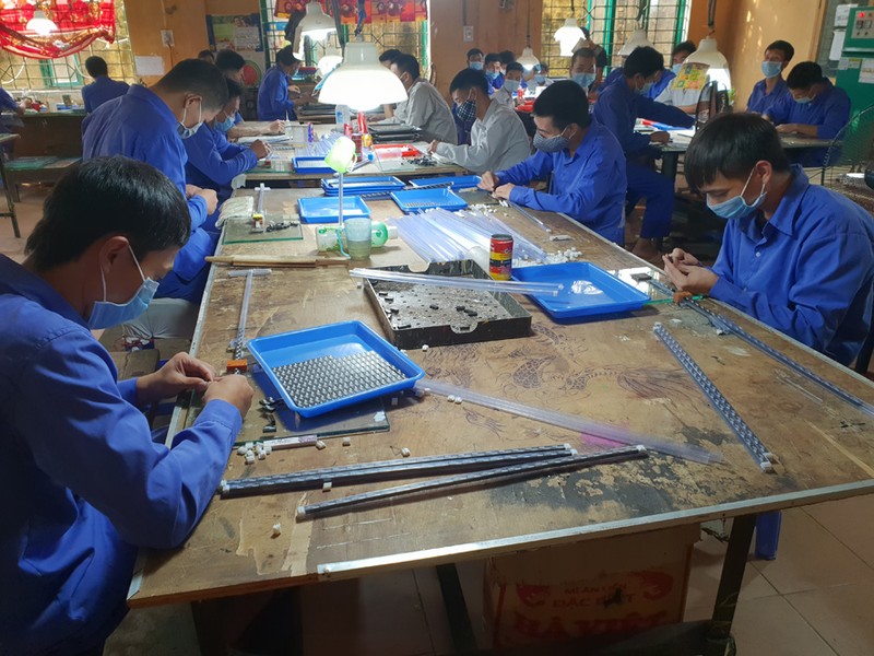 Các học viên tham gia lao động, sản xuất. Ảnh: UBQG phòng, chống AIDS và phòng, chống tệ nạn ma túy, mại dâm.