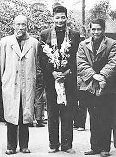 GS Cao Xuân Huy - bìa trái GS Cao Xuân Huy - bìa trái