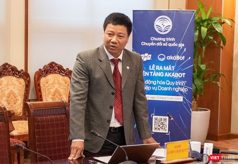 Ông Đỗ Công Anh - Phó Cục trưởng Cục Tin học hóa - tin tưởng giải pháp này sẽ đóng vai trò quan trọng trong chuyển đổi số của các lĩnh vực ngân hàng, tài chính, bảo hiểm,…