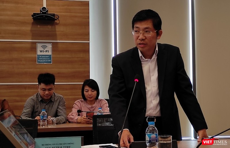 Ông Lưu Đình Phúc cho rằng để chống vi phạm bản quyền, việc dùng công nghệ bao giờ cũng cho hiệu quả rất tốt nhưng ở Việt Nam, không phải đơn vị nào cũng áp dụng hiệu quả. Ông Lưu Đình Phúc cho rằng để chống vi phạm bản quyền, việc dùng công nghệ bao giờ cũng cho hiệu quả rất tốt nhưng ở Việt Nam, không phải đơn vị nào cũng áp dụng hiệu quả.